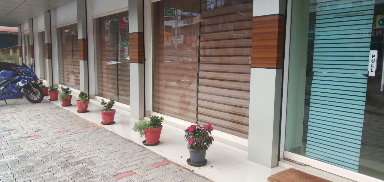 Brindavan Residency Ettumanoor Kültér fotó